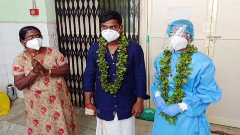 Keral: કોવિડ વોર્ડમાં થયા લગ્ન, PPE કીટ પહેરીને કન્યાએ કોરોના પોઝિટીવ વરરાજા સાથે લીધા સાત ફેરા