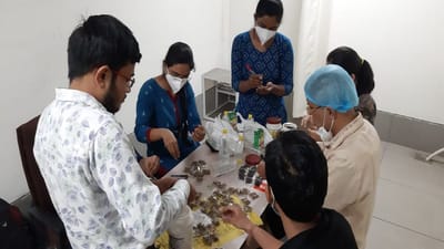 AHMEDABAD : સિવિલમાં કોરોના દર્દીઓની એલોપેથીની સાથેસાથે આયુર્વેદિક સારવાર, 8 હજાર દર્દીઓએ મેળવ્યો લાભ