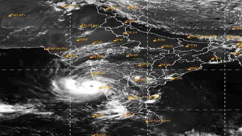 Cyclone Tauktae : ગુજરાતના અનેક જિલ્લામાં 17થી 20 મે દરમિયાન પડશે ભારે વરસાદ, હવામાન વિભાગની આગાહી