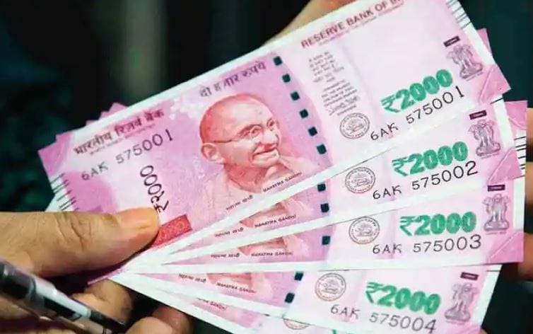 PMJJBY Insurance: આ યોજના હેઠળ COVID-19 કે અન્ય રીતે મૃત્યુ થયેલા વ્યક્તિના વારસદારને 2 લાખ રૂપિયા મળશે