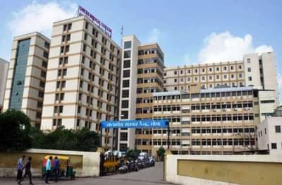 Ahmedabad : એક સમયે બેડ માટે હતી પળોજળ, હવે સોલા સિવિલ હોસ્પિટલમાં આટલા બેડ છે ખાલી