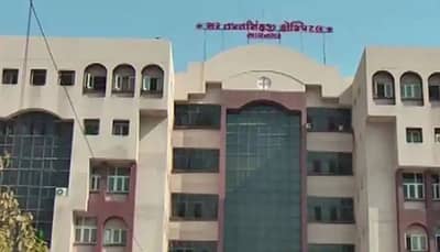 Bhavnagar: શહેર અને જિલ્લામાં કેસમાં સતત ઘટાડો થતા ધીરે ધીરે હોસ્પિટલો થઈ રહી છે ખાલી, વહીવટી તંત્રએ લીધો હાશકારો