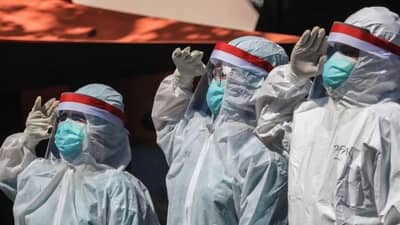 COVID DUTY માં લાગેલા મેડીકલ સ્ટાફ માટે વડાપ્રધાન મોદીએ કરી મોટી જાહેરાત