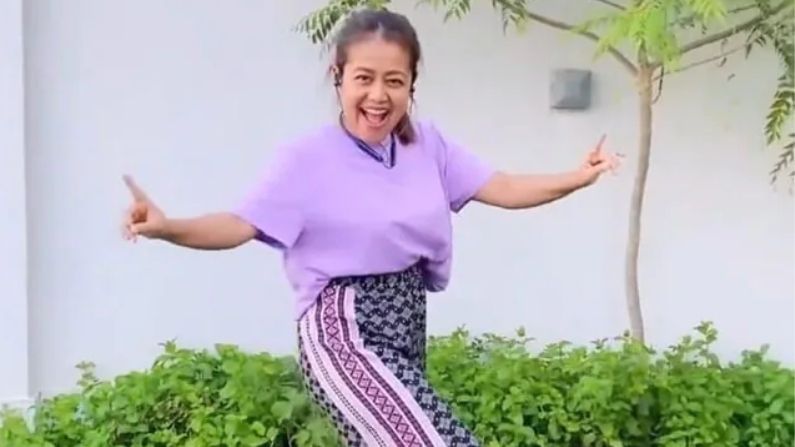 Neha Kakkar એ પોતાના જ નવા સોંગ પર કર્યા જોરદાર ભાંગડા, પતિ રોહનપ્રીતે કરી આ કોમેન્ટ, જુઓ Video