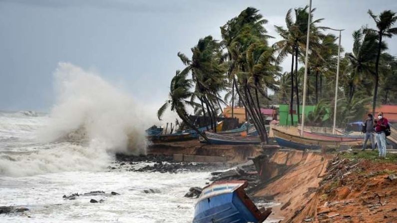 Cyclone Tauktae : 6 people died in Karnataka till now due to cyclone Tauktae 