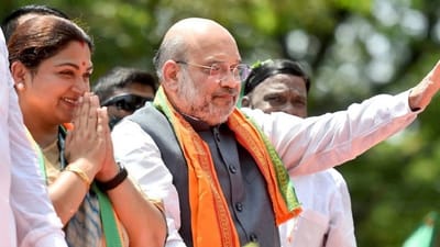 ખુશ્બૂ સુંદર: તમિલનાડુ વિધાનસભાની ચૂંટણીમાં થાઉજેંડ લાઈટ્સ ક્ષેત્રથી બીજેપી નેતા ખુશ્બુ સુંદરને હારનો સામનો કરવો પડ્યો છે. તેમને ડીએમકેના અલીલન દ્વારા 17,522 મતોથી પરાજિત કર્યા હતા. અલીલન અને ખુશ્બુ સુંદર વચ્ચે જબરદસ્ત લડત જોવા મળી હતી. પરંતુ આખરે અલિલન ચૂંટણી જીતી ગયા.