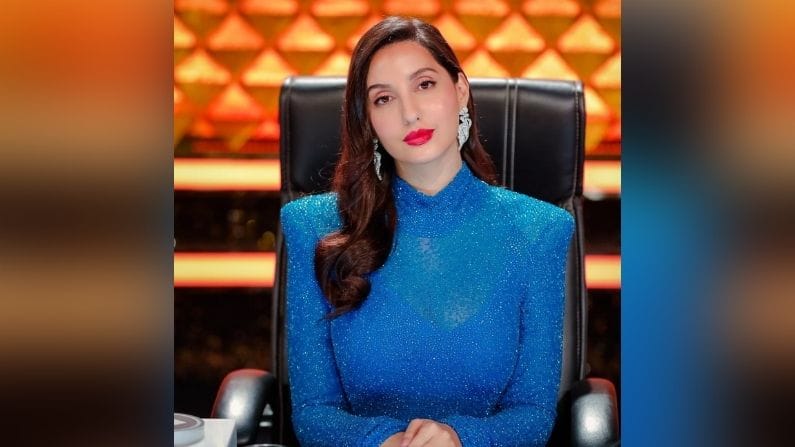 નોરા ફતેહીના ચાહકો અભિનેત્રીની ફિટનેસ અને અમેઝિંગ પોઝની તસ્વીરોથી ખૂબ જ ખુશ છે. આ તસ્વીરો પસંદ કરવા સાથે તેઓ તેમના પર કમેન્ટ પણ કરી રહ્યા છે.