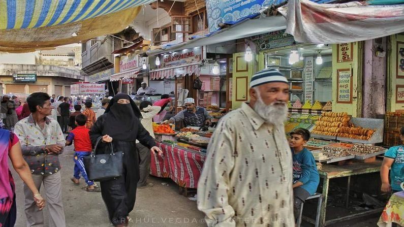 Ramazan Eid 2021 : કોરોના વાયરસે છીનવી બજારોની 100 કરોડની ઈદી, દુકાનદાર અને ગ્રાહકો થયા માયુસ