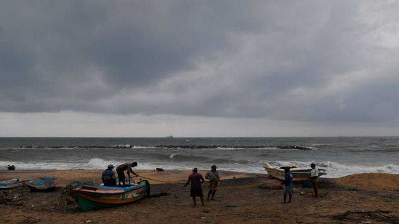 વાવાઝોડાના નામ કેવી રીતે પાડવામાં આવે છે? આ વાવાઝોડાનું નામ કેમ ટૌકટે રખાયું?