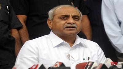 Gujarat સરકારી હોસ્પિટલોમાં ફરજ બજાવતા ડોક્ટરોને ભેટ, 7માં પગારપંચ મુજબનું નોન પ્રેક્ટિસિંગ એલાઉન્સ અપાશે Gujarat સરકારી હોસ્પિટલોમાં ફરજ બજાવતા ડોક્ટરોને ભેટ, 7માં પગારપંચ મુજબનું નોન પ્રેક્ટિસિંગ એલાઉન્સ અપાશે