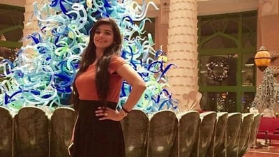 ઉમેશ યાદવ (Umesh Yadav)ને ટેસ્ટ ક્રિકેટમાં ભારતીય ટીમ માટે મહત્વના અંગ સમાન માનવામાં આવે છે. તે લાંબા સમયથી દેશના માટે વન ડે અને T20 ક્રિકેટ રમ્યો નથી. જોકે ટેસ્ટ ક્રિકેટમાં તેની ધાક રહી છે. જોકે તે ધાકને જમાવવા માટે તેણે પોતાની રમતમાં અનેક પરિવર્તન પણ કરવા પડ્યા હતા. કંઈક એ રીતે તેણે પોતાની જીંદગીમાં પણ બદલાવ કર્યો હતો. જોકે તેના જીવનમાં તાન્યા વાધવા (Tanya Wadhwa) આવતા જ તેના જીવનમાં પણ પરિવર્તન આવી ગયુ હતુ. 