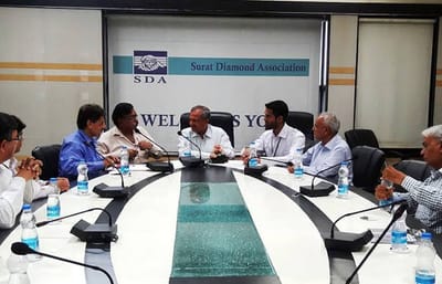 Surat: કોરોનામાં મૃત્યુ પામેલા રત્નકલાકારોના પરિવારને મદદ કરવા ડાયમંડ એસોસિયેશને શરૂ કર્યો સર્વે