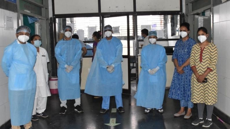 Surat : દર્દી નારાયણની સેવા સાથે પરિવારની જવાબદારી સંભાળતા સ્મીમેર હોસ્પિટલના બે કોરોના વોરીયર્સ દંપતી