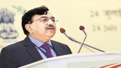 ચૂંટણીપંચે કાયદાપ્રધાનને કરી દરખાસ્ત, ચૂંટણી સોગંધનામામાં ખોટી માહિતી રજૂ કરવા પર થાય બે વર્ષની સજા