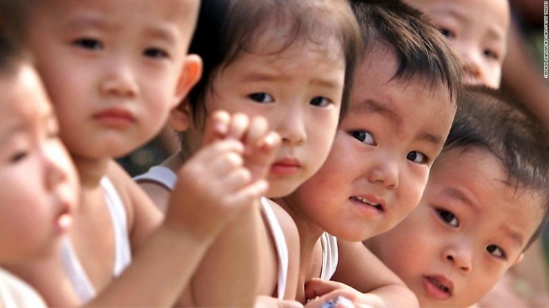 ચીને ભલે આપી ત્રણ બાળકની મંજુરી, પણ યુવતીઓ નથી ઇચ્છતી એક પણ બાળક, જાણો કેમ