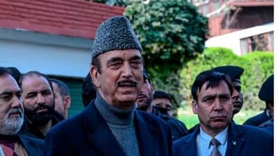 જમ્મુ કાશ્મીરનો પૂર્ણ રાજ્યનો દરજ્જો પુન: સ્થાપિત થાય પછી યોજાય ચૂંટણી : ગુલાબનબી આઝાદ