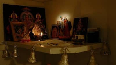 Bhakti: ક્યાંક તમે તો નથી કરીને આ ભૂલ? પૂજા સ્થાન સંબંધી આ ભૂલ આપને નુક્શાન કરી શકે છે