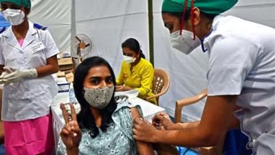 Vaccination : સોમવારથી પુખ્ત વયના લોકોને અપાશે મફતમાં કોરોના વેક્સિન, જાણો રજીસ્ટ્રેશન જરૂરી છે કે નહિ