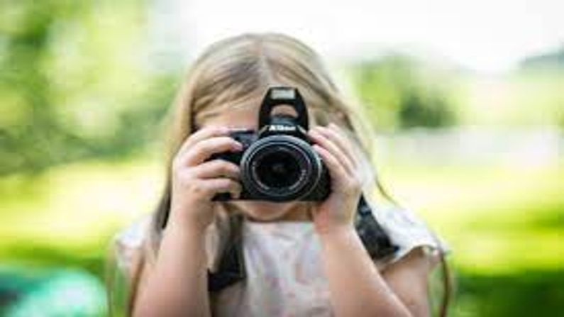 National Camera Day 2021 : આજે રાષ્ટ્રીય કેમેરા દિવસ, કેમેરો લોકોની જીવનશૈલીનો એક મહત્વનો ભાગ બન્યો