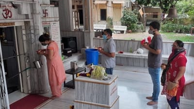 Surat: શહેરના આ મંદિરે બતાવ્યું કે કોરોનાની ગાઈડલાઈનનું પાલન કેવી રીતે કરવું?