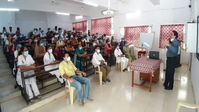 Surat: સિવિલ હોસ્પિટલ દ્વારા કોરોનાની ત્રીજી લહેર સામે લડવા 1770 કર્મચારીઓની માંગ