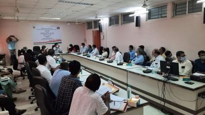 Surat: કોરોનાના કેસો ઘટ્યા બાદ ટીબીના કેસોમાં થયો વધારો, રાજ્યના ટીબી અધિકારીએ દક્ષિણ ગુજરાતના અધિકારીઓ સાથે સમીક્ષા બેઠક યોજી