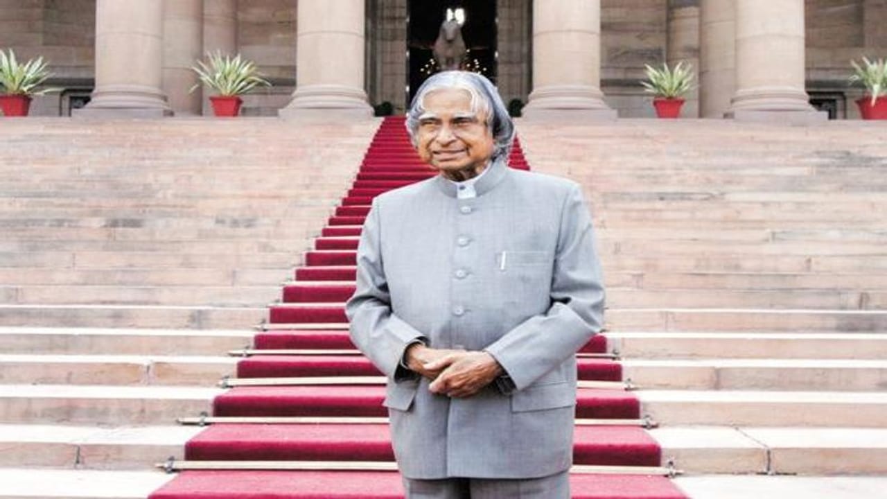 APJ Abdul Kalam Death Anniversary: જાણો મિસાઇલ મેન ઓફ ઈન્ડિયાનાં વિજ્ઞાન ક્ષેત્રે આપેલા એ અભૂતપૂર્વ યોગદાન વિશે