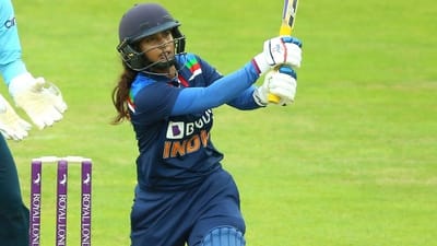 ભારતીય મહિલા ક્રિકેટ ટીમ (Indian Women Cricket Team) હાલમાં ઈંગ્લેન્ડ પ્રવાસે  (England   Tour) છે. મિતાલી રાજ (Mithali Raj)ની કેપ્ટનશીપ ધરાવતી ટીમને પ્રવાસમાં નિરાશા સાંપડી છે. જ્યાં પ્રથમ ટેસ્ટ મેચ ડ્રો રહી હતી. ત્યારબાદ ટીમ 3 વન ડેની શ્રેણી રમી છે. જે ભારતીય મહિલા ટીમે ગુમાવી દીધી છે. પ્રથમ બંને મેચ હારી જતા જ ભારતના હાથમાંથી વન ડે શ્રેણી સરકી ગઈ હતી. 