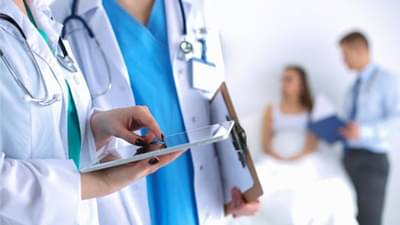 Career In Nursing: તમે નર્સિંગમાં કેરિયર કેવી રીતે બનાવી શકો છો, શું ધ્યાનમાં રાખવું જોઈએ ? જાણો માહિતી