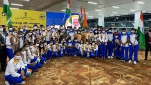 Tokyo Olympics 2020 : ભારતીય ખેલાડીઓનું પહેલુ દળ ટોક્યો જવા રવાના, રમત-ગમત મંત્રીએ આપી શુભેચ્છાઓ