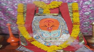 Bhakti : આ મંદિરમાં હનુમાનજીની મૂર્તિ છે ઊંધી ! ઊંધા હનુમાનજી લાવશે સીધા પરિણામ