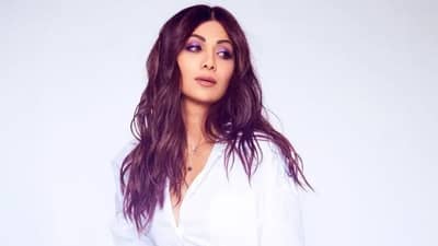 Net Worth: Shilpa Shetty બોલિવૂડમાં 14 વર્ષ બાદ કરવા જઇ રહી છે કમબેક, જાણો અભિનેત્રી કેટલા કરોડની છે માલીક