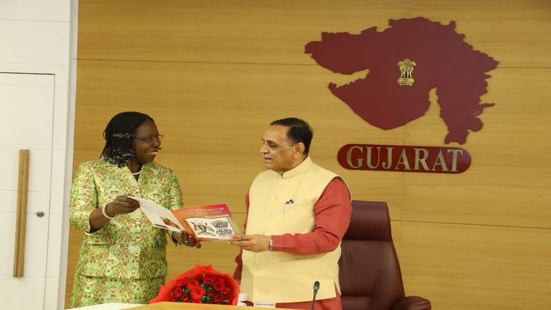 Gandhinagar : યુગાન્ડાના ભારત સ્થિત હાઈ કમિશ્નરે મુખ્યપ્રધાન વિજય રુપાણીની મુલાકાત લીધી