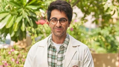 Doctor G નો આયુષ્માન ખુરાનાનો ફસ્ટ લુક થયો રિલીઝ, ડૉક્ટરનો કોટ પહેરીને આપી ક્યૂટ સ્માઈલ