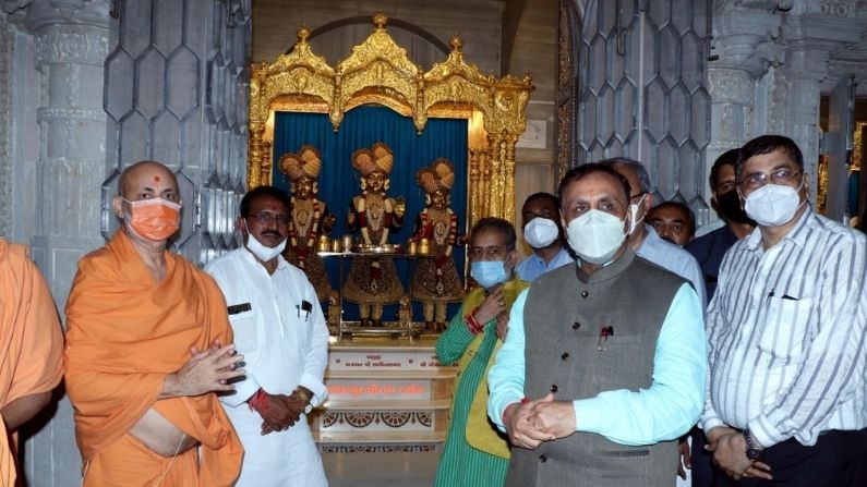 CM Rupani એ કરી સાળંગપુર ખાતે કષ્ટભંજન હનુમાનજીની પૂજા અર્ચના,ચોમાસુ સારું રહે તે માટે કામના કરી
