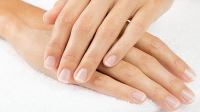 Astro tips for nails: આપની આંગળીઓના નખમાં છુપાયેલા છે અનેક રહસ્યો, રંગ અને આકાર જોઈને જાણો શું કહી જાય છે આપના નખ ?