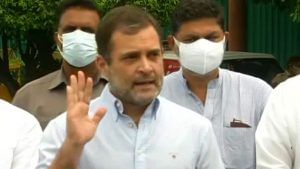 Rahul Gandhi: સંસદ સત્રમાં ભારે હંગામા બાદ રાહુલ ગાંધીનું નિવેદન, સરકાર અમારા અવાજને દબાવવાનો પ્રયત્ન કરે છે