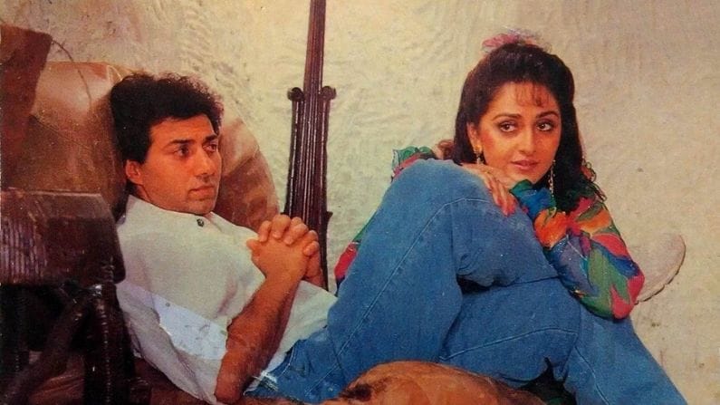 80 ના દાયકાની જાણીતી અભિનેત્રી જયાપ્રદાએ શ્રીકાંત નાહટા સાથે લગ્ન કર્યા. આ સંબંધ પણ લાંબો સમય ટક્યો નહીં અને બંનેના છૂટાછેડા થઈ ગયા. સની અને જયાપ્રદાએ સાથે મળીને વીરતા અને મજબૂર જેવી ફિલ્મો કરી હતી.