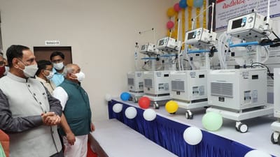 CM રુપાણીએ કહ્યું થર્ડ વેવ સામે તૈયારી સમાન સુવિધાઓ કરી, DyCMએ રેસીડેન્ટ ડોક્ટરોના મામલે કહ્યું કોઈ બાંધછોડ નહીં