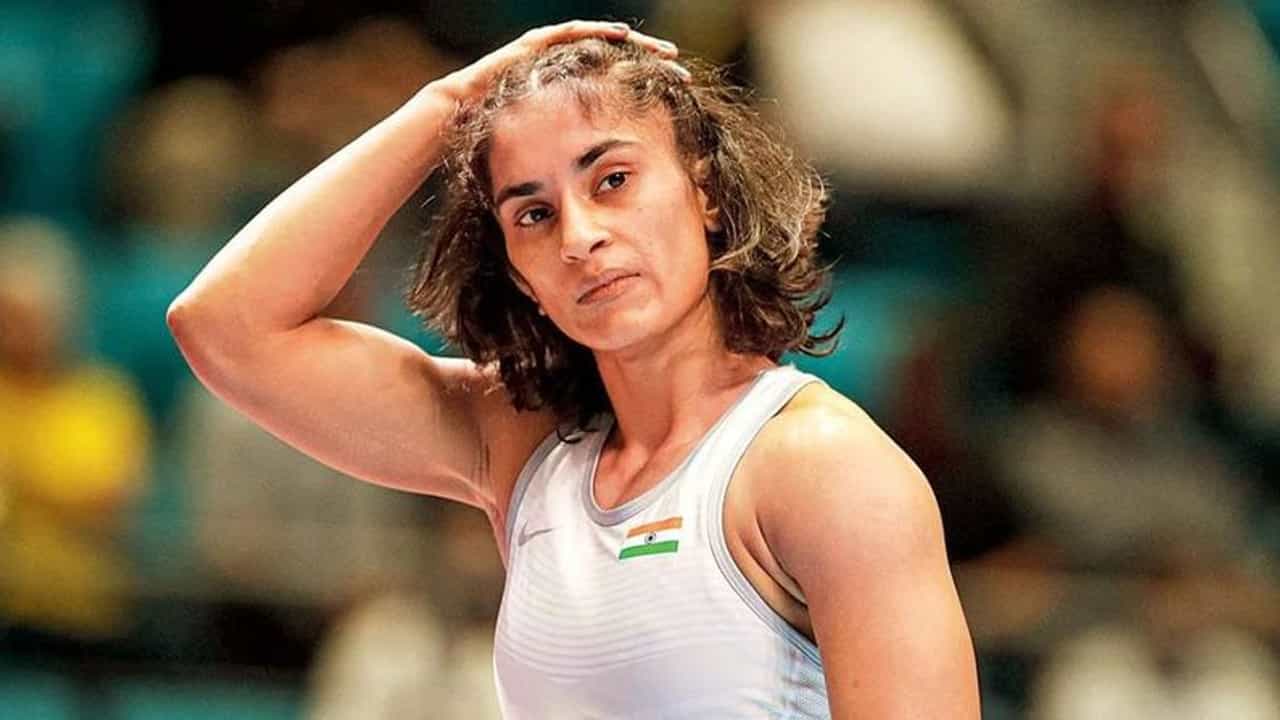 Vinesh Phogat માટે રાહતના સમાચાર, ભવિષ્યમાં ભુલની સજા આજીવન પ્રતિબંધની શરતે રેસલિંગ ફેડરેશને માફ કરી