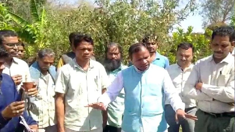 સજીવ ખેતીથી વાર્ષિક 40 લાખ રૂપિયા કમાય છે આ ખેડૂત, 2000 ખેડૂતોને પણ કરાવે છે સજીવ ખેતી