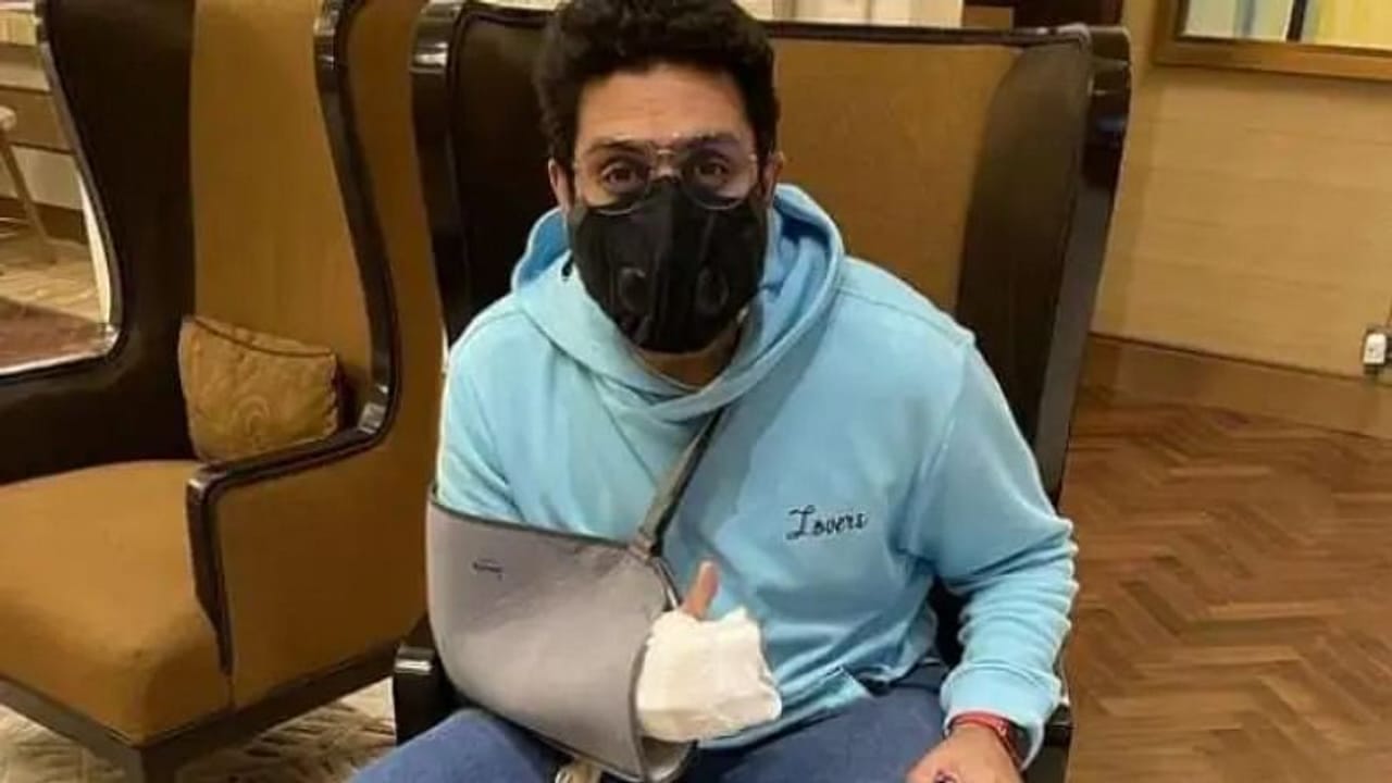 સર્જરી બાદ અભિષેકે તસ્વીર સાથે શેર કર્યો અમિતાભનો આ ફેમસ ડાયલોગ, જાણો શું કહ્યું અભિનેતાએ