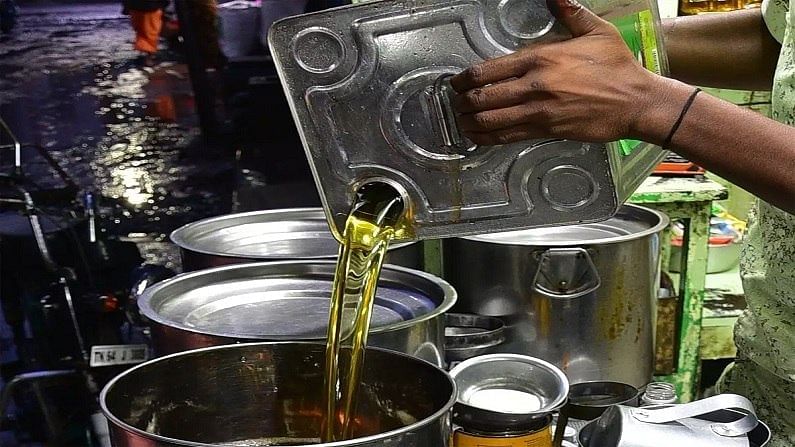 Edible oil price : નાગરિકો માટે ખુશીના સમાચાર, આ મહિને સસ્તું થશે ખાદ્ય તેલ, છેલ્લા એક વર્ષથી થઇ રહ્યો ભાવમાં વધારો