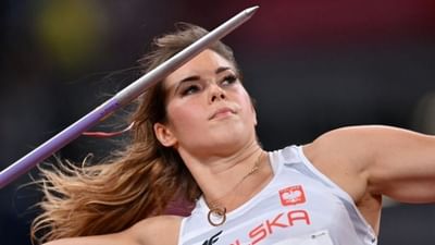 ટોક્યો ઓલિમ્પિકમાં સિલ્વર મેડલ જીતનાર પોલેન્ડની મારિયા આન્દ્રેયચક બીજી વખત ઓલિમ્પિક ગેમ્સમાં ભાગ લીધો હતો. 2016 ની રિયો ઓલિમ્પિકમાં તે ચોથા સ્થાને રહી હતી.