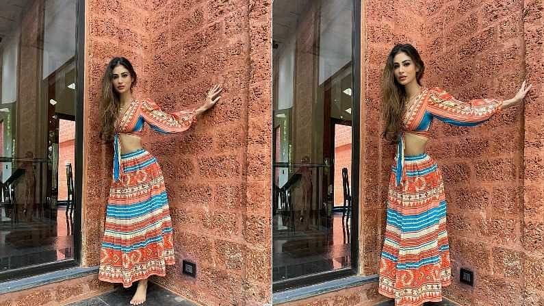 મૌની રોય તેના ગ્લેમરસ લુક માટે હંમેશા ચર્ચામાં રહે છે.