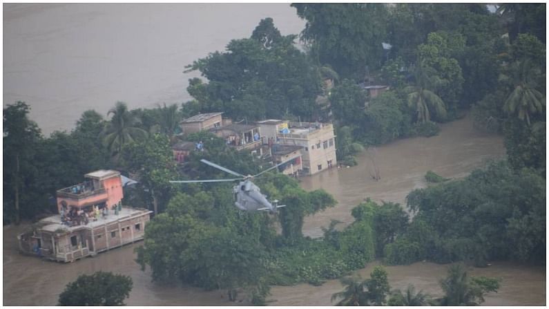 
મધ્ય પ્રદેશના (Madhya Pradesh Flood) મોટાભાગના વિસ્તારોમાં કેટલાક દિવસથી સતત વરસાદના કારણે પૂરની સ્થિતી.