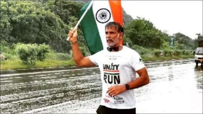 બોલીવુડ કલાકાર Milind Soman એ મુંબઈથી સ્ટેચ્યુ ઓફ યુનિટી સુધી રન ફોર યુનિટીનો પ્રારંભ કર્યો