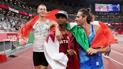 Gold Medal : આંખો હી આંખો મે ઈશારા હો ગયા અને Tokyo Olympicsમાં ગોલ્ડ મેડલ 2 ખેલાડીએ શેર કર્યો