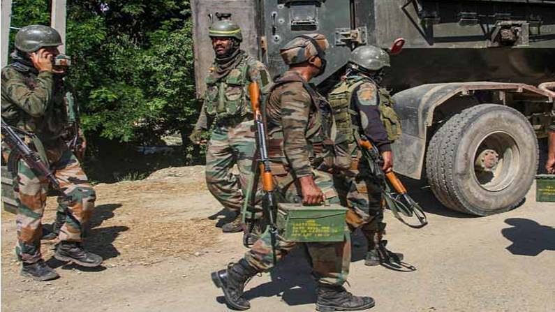 Jammu Kashmir: બારામુલ્લામાં સુરક્ષા દળ અને આતંકવાદીઓ વચ્ચે અથડામણ