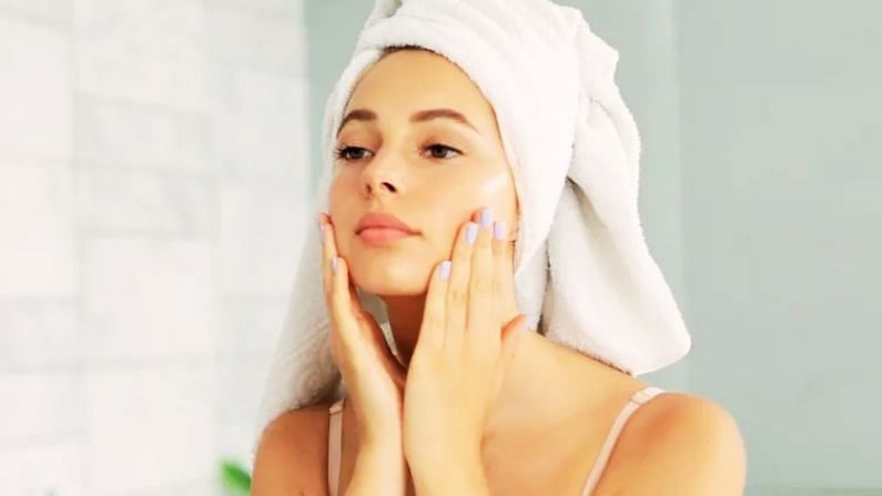 Glowing Skin : આ ઘરેલુ ઉપચારથી તમારી ત્વચાને પોષણ આપો અને ચેહરાની ચમક પાછી લાવો